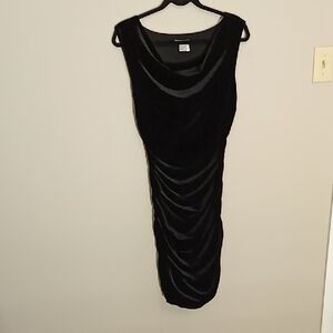H&M Shimmering Velour Elegant Dress Ptp 19" L 40"
